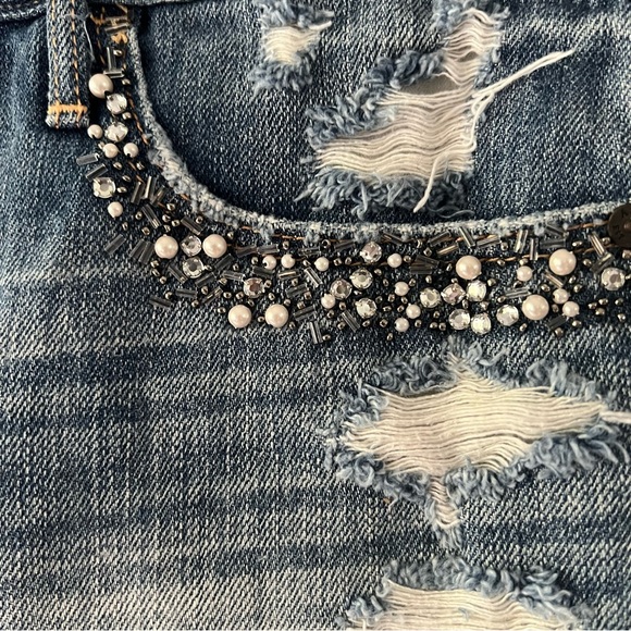 A & F Abercrombie & Fitch Denim Jean Shorts Stones Pearls embellished Sz. 4 W27 - Picture 5 of 9